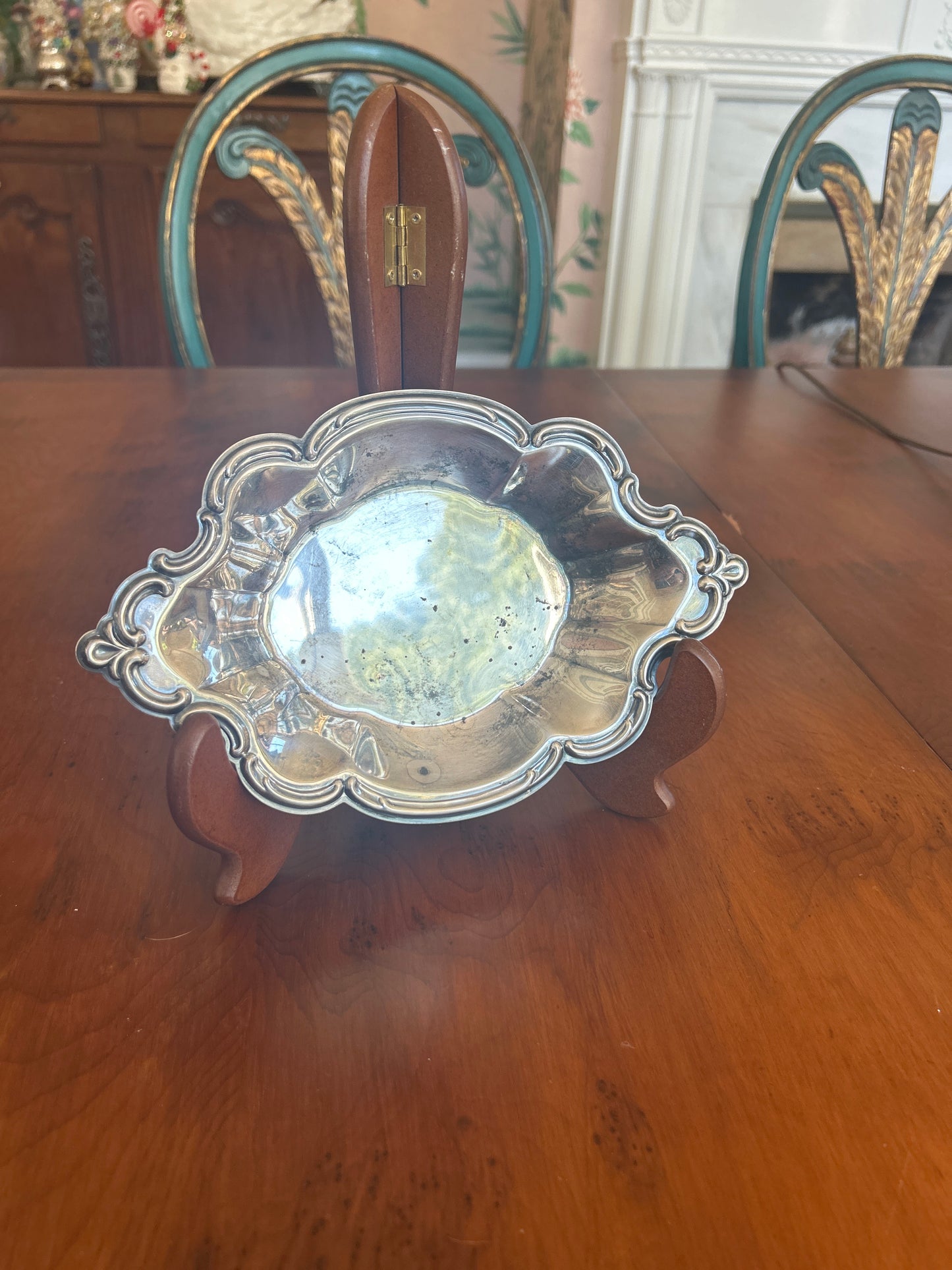 X4 - Scalloped Tray